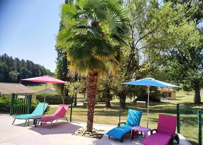 펜션 Coquelicot Cadre Idyllique Au Calme Castels