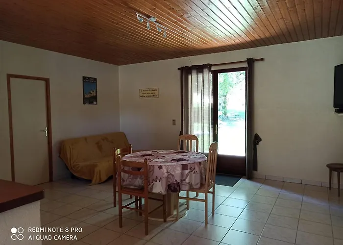 Coquelicot Cadre Idyllique Au Calme 펜션 *